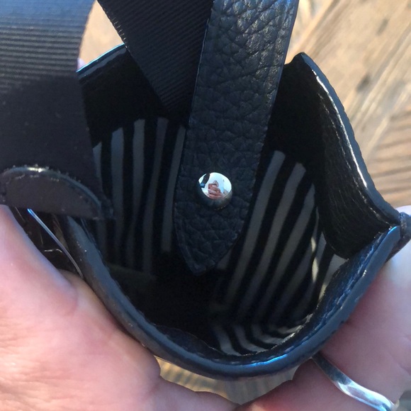 SOLD -KATE SPADE- Hold the Phone! Black Leather - Picture 6 of 6